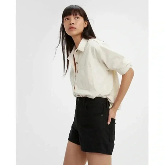 Levi’s Wellthread Collection Ribcage Short, Size 28, Black High-Waisted Shorts - Picture 1 of 16